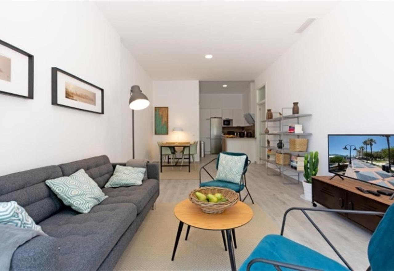 Beach Apartment Montemarcarihuela Torremolinos Esterno foto