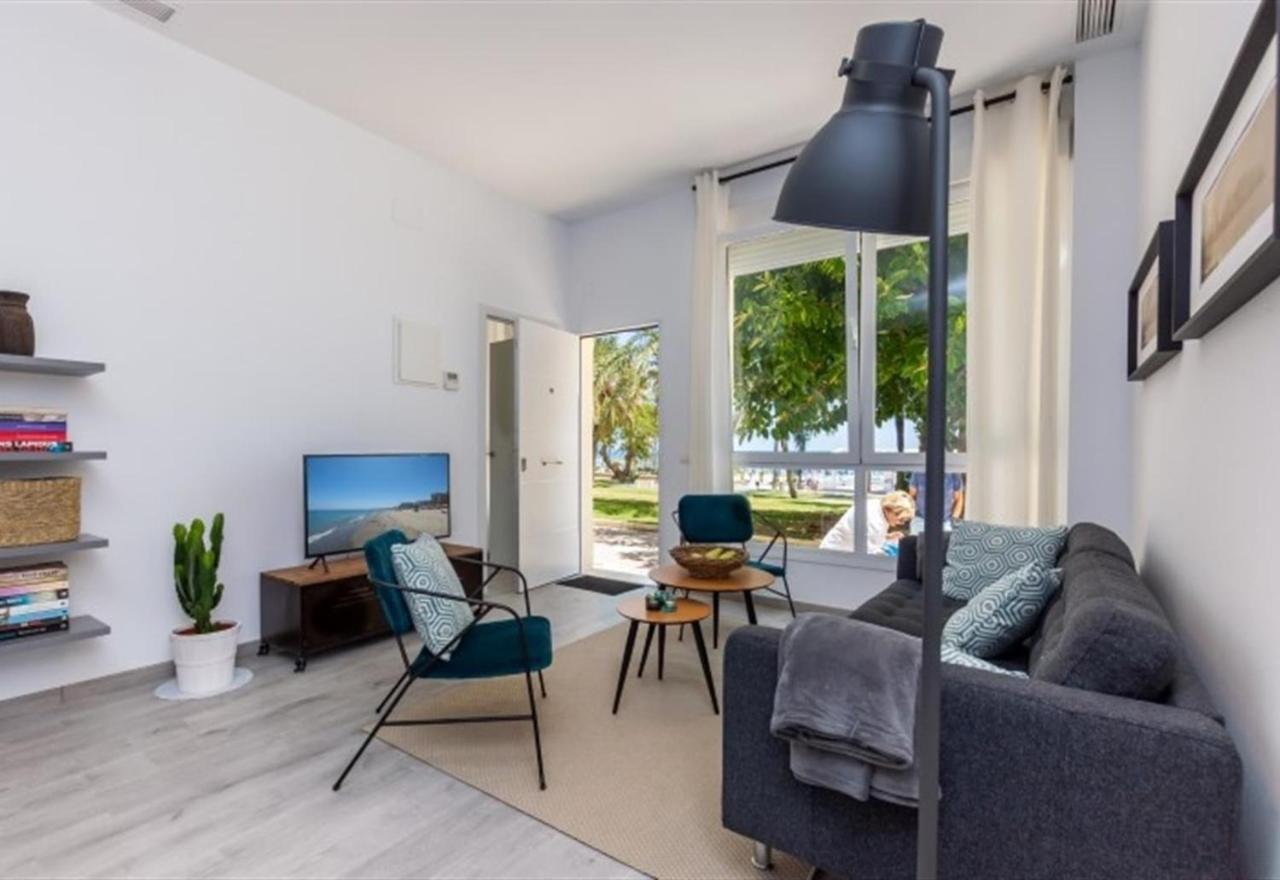 Beach Apartment Montemarcarihuela Torremolinos Esterno foto