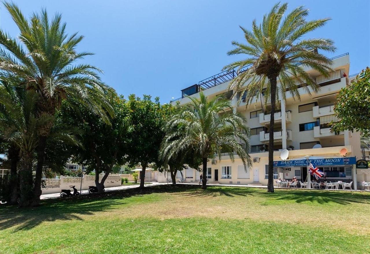 Beach Apartment Montemarcarihuela Torremolinos Esterno foto