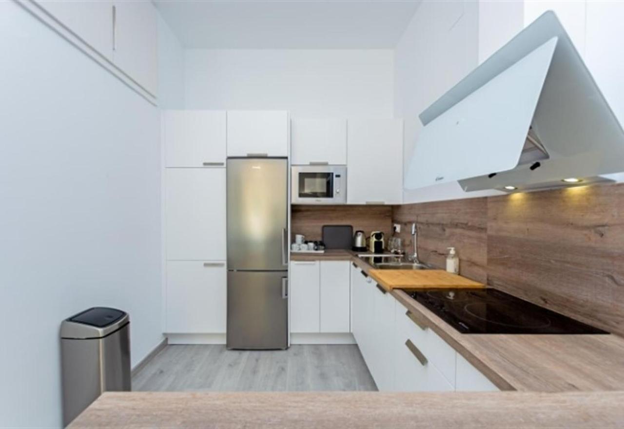 Beach Apartment Montemarcarihuela Torremolinos Esterno foto