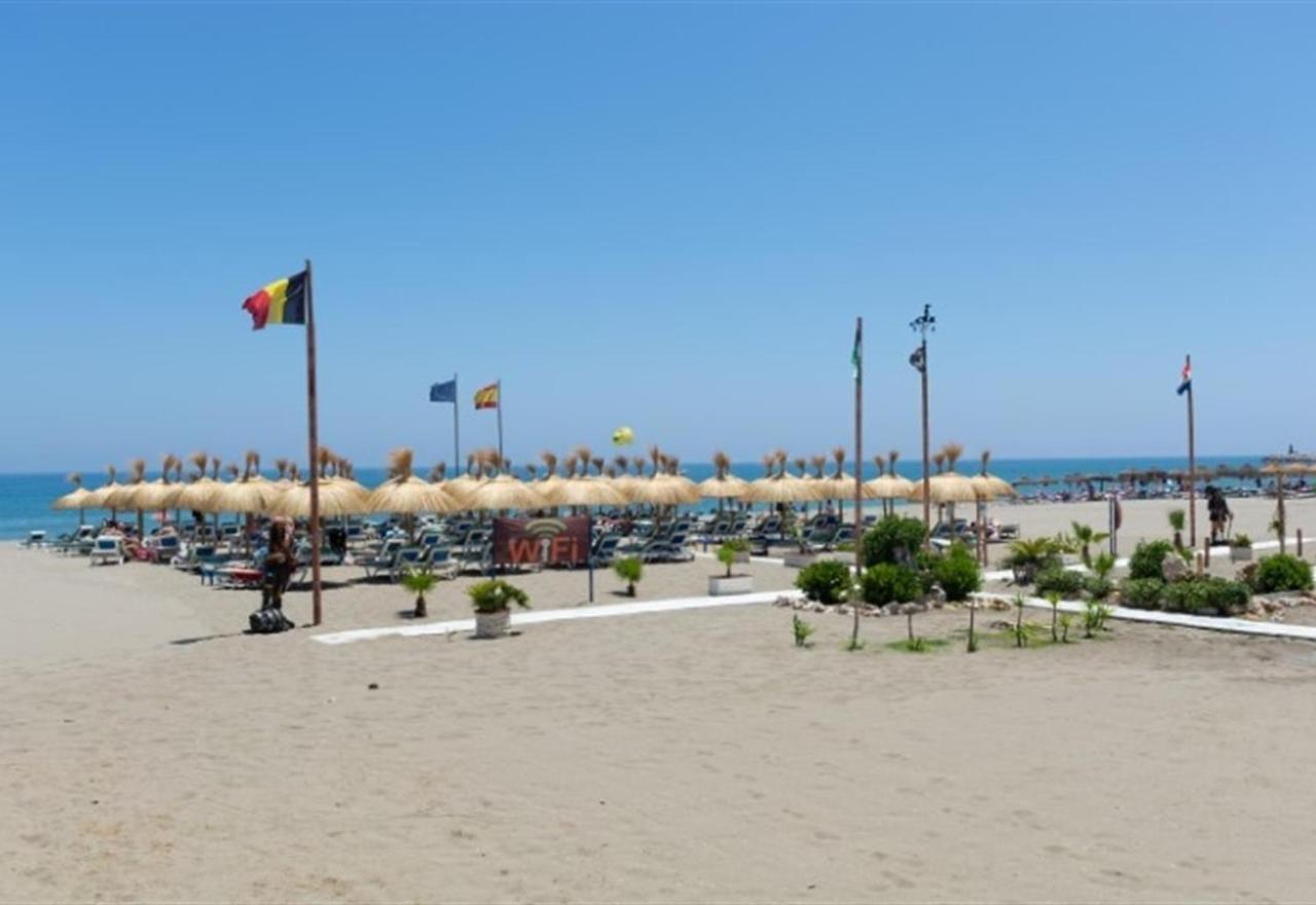 Beach Apartment Montemarcarihuela Torremolinos Esterno foto